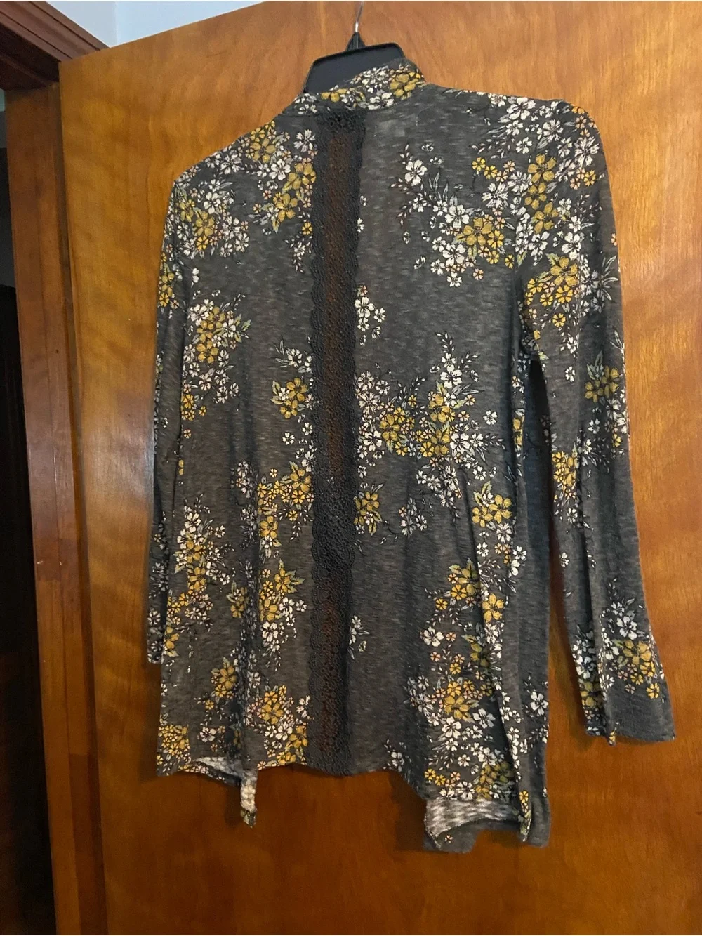 Maurices Black & Mustard Floral Lace-Back Cardigan